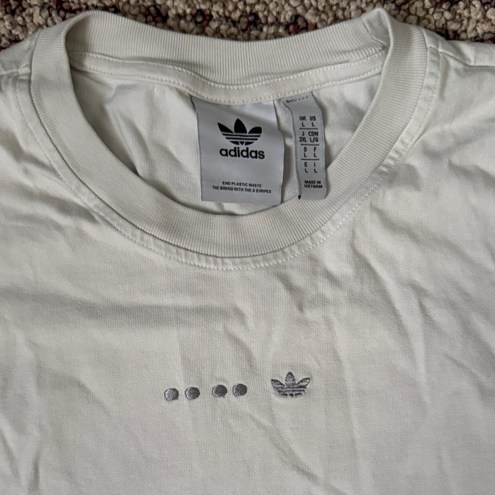 Adidas BUNDLE - Picture 2 of 5